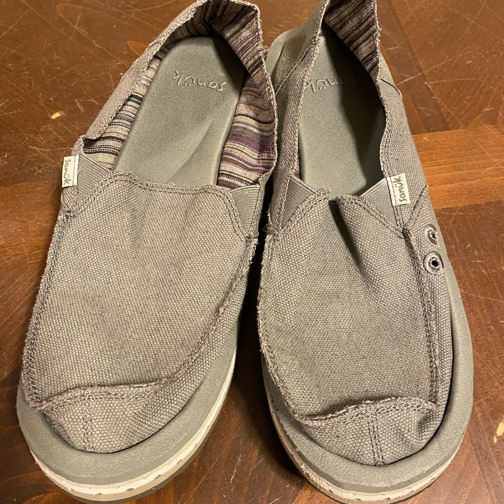 Sanuk Donna hemp nwob womens 10 olive grey